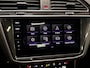 Volkswagen Tiguan 1.4 TSI eHybrid R-Line Business+|PANO|IQ|KEYLESS|CAMERA|TREKHAAK|SFEER|HUD|ACC|STUURV|STOELV|DODEHOEK|CARPLAY|