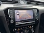 Volkswagen Passat Variant 1.8 TSI 180 PK DSG Highline R-Line LED Trekhaak 18 Inch ACC Carplay Achteruitrijcamera