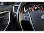 Volvo S60 2.0 T5 Summum 245pk Automaat | Leer | Schuif / Kanteldak | Trekhaak | Adaptieve Cruise Control | 18 Inch | Camera | Stoelverwarming