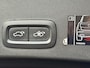 Volvo XC40 Recharge P8 AWD R-Design SoH 92,7% / Trekhaak / Xenium-pakket / IntelliSafePRO-pakket / 20 Inch R-design / Panoramadak / Stoelverwarming voor en achter /