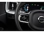 Volvo XC60 2.0 T6 Plug-in hybrid AWD Plus Dark | Schuifdak | Elektrische Stoelen | 360 Camera | Stoel & Stuurverwarming | Trekhaak | 4 Seizoenen banden |
