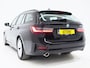 BMW 3-Serie Touring 320e Shadow Line | Camera | Trekhaak | Leder | Virtual | Cruise | DAB | LED | Carplay