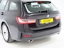 BMW 3-Serie Touring 320e Shadow Line | Camera | Trekhaak | Leder | Virtual | Cruise | DAB | LED | Carplay