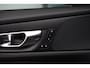 Volvo V60 2.0 B3 Plus Dark