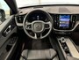 Volvo XC60 T6 Plug-in hybrid AWD Plus Black Edition | SoH 100% | 360 Camera | Panoramadak | Voorverwarmingsinstallatie | Apple Carplay/Android Auto |