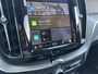 Volvo XC60 T6 Plug-in hybrid AWD Plus Black Edition | SoH 100% | 360 Camera | Panoramadak | Voorverwarmingsinstallatie | Apple Carplay/Android Auto |