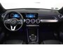 Mercedes-Benz GLB 180 Luxury 7-Persoons Panoramadak, Leder, Sfeerverlichting, Trekhaak, Apple Carplay/Android Auto