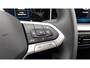 Volkswagen Golf 1.5 eHybrid 204pk DSG Life Edition | SoH 100% | Trekhaak | Panoramadakdak | Navigatie
