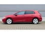 Volkswagen Golf 1.5 eHybrid 204pk DSG Life Edition | SoH 100% | Trekhaak | Panoramadakdak | Navigatie