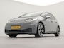 Volkswagen ID.3 First Plus 58 kWh | Apple carplay | Bluetooth | Achteruitrij camera | Voorstoelen verwarmd | Parkeersensoren voor en achter | Navigatie | Spraakbediening |