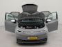 Volkswagen ID.3 First Plus 58 kWh | Apple carplay | Bluetooth | Achteruitrij camera | Voorstoelen verwarmd | Parkeersensoren voor en achter | Navigatie | Spraakbediening |