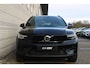 Volvo EX40 Single Motor Extended Range Plus 82 kWh | Eindejaarsknaller | Charcoal Nubuck bekleding | Driver Assist met Pilot Assist | Driver Awareness | Verlichtingspack 2 | Elektrisch bedienbare achterklep | Warmtepomp | Adaptieve cruise control | Blis | Preconditioning | Google Maps | Google Assistant | Getinte ramen achter | Climate Pack | Visual Park Assist | Premium Audio by Harman Kardon |  19" 5-Spaaks Black / Diamond Cut | Draadloze telefoonoplader | 2-Zone Airconditioning | Zitverlenging | Volvo on Call | Apple Carplay | Digital Services Pack 48 maanden | Snelladen tot 205KW | Stoel- en stuurverwarming