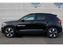 Volvo EX40 Single Motor Extended Range Plus 82 kWh | Eindejaarsknaller | Charcoal Nubuck bekleding | Driver Assist met Pilot Assist | Driver Awareness | Verlichtingspack 2 | Elektrisch bedienbare achterklep | Warmtepomp | Adaptieve cruise control | Blis | Preconditioning | Google Maps | Google Assistant | Getinte ramen achter | Climate Pack | Visual Park Assist | Premium Audio by Harman Kardon |  19" 5-Spaaks Black / Diamond Cut | Draadloze telefoonoplader | 2-Zone Airconditioning | Zitverlenging | Volvo on Call | Apple Carplay | Digital Services Pack 48 maanden | Snelladen tot 205KW | Stoel- en stuurverwarming