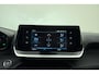 Peugeot e-2008 EV Style 50 kWh Navigatie | Apple Carplay/Android Auto | Camera | Climate en cruise control