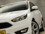 Ford Focus Wagon 1.5 ST-Line Titanium 150Pk (NAVIGATIE, CLIMATE, GETINT GLAS, TREKHAAK, STUUR/STOELVERWARMING, SPORTSTOELEN, CRUISE, LM VELGEN, NIEUWSTAAT)