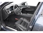 Volvo V60 T6 350PK Automaat AWD Plus Dark / Adaptive cruise control / Elektrische stoelen / Harman Kardon audio / Trekhaak / Pilot assist / BLIS / Stoel en stuur verwarming / Elektrische achterklep / Parkeersensoren met 360 camera / Google infotainment