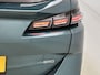 Peugeot 308 SW Allure 1.6 Plug-in Hybrid 180pk Automaat | Lage kilometerstand! | Navigatie | Achteruitrijcamera | Adaptieve Cruise Control | Climate Control | Parkeersensoren v+a | Keyless | Led koplampen | Armsteun | Draadloze Apple Carplay / Android Auto |  Digitaal instrumentenpaneel | Donker getint glas | 17" lichtmetalen velgen |