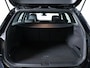Volkswagen Passat Variant R-Line 1.5 TSI 150 PK DSG | LED Matrix IQ | Panoramadak | Trekhaak | Achteruitrijcamera |