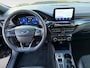 Ford Kuga 2.5 PHEV ST-Line X | Trekhaak | Keyless Entry | Schuif/Kantel Dak | Adaptieve Cruise Control | Stoelverwarming | Lichtmetalen Velgen |