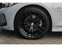 BMW 3-Serie Touring 330e xDrive M Sport | Panorama Dak | HUD | Elektrisch Verstelbare Voorstoel
