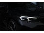 BMW 3-Serie Touring 320e M-sport | HUD | 19 Inch | Pro Pakket | BLIS | Keyless | Koplampen Adaptief