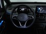 Volkswagen ID.3 First Plus 204 PK 58 kWh | LED Matrix IQ | Keyless | Achteruitrijcamera | Navigatie | Stoel & Stuurverwarming |