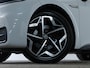 Volkswagen ID.3 First Plus 204 PK 58 kWh | LED Matrix IQ | Keyless | Achteruitrijcamera | Navigatie | Stoel & Stuurverwarming |