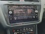 Volkswagen Tiguan 1.4 TSI eHybrid R-Line, Blackstyle, Volleder, Panoramadak, Zeer mooie uitvoering!