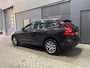 Volvo XC60 D4 Momentum | Panoramadak | Head-Up | Stoelverwarming | Camera | Apple Carplay