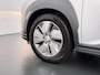 Hyundai Kona Electric EV 64kWh Warmtepomp Adap.Cruise Navi Ecc Camera Pdc Trekhaak Krell®-Audio Apple Carplay Android Auto Comfort SOH 100% Lane Assist DAB Led Lmv 17" Regen-Lichtsensor Keyless 1e Eigenaar Origineel Nederlandse Auto