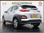 Hyundai Kona Electric EV 64kWh Warmtepomp Adap.Cruise Navi Ecc Camera Pdc Trekhaak Krell®-Audio Apple Carplay Android Auto Comfort SOH 100% Lane Assist DAB Led Lmv 17" Regen-Lichtsensor Keyless 1e Eigenaar Origineel Nederlandse Auto