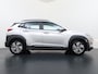 Hyundai Kona Electric EV 64kWh Warmtepomp Adap.Cruise Navi Ecc Camera Pdc Trekhaak Krell®-Audio Apple Carplay Android Auto Comfort SOH 100% Lane Assist DAB Led Lmv 17" Regen-Lichtsensor Keyless 1e Eigenaar Origineel Nederlandse Auto