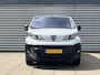Peugeot Expert GB L2 75kWh 136pk City NAV pakket e-PTO 400V Reservewiel Geïsoleerde comfort scheidingswand met vaste ruit
