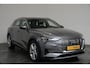 Audi E-tron 55 Advanced Quattro | LED Matrix | Tour Package | Camera | Navigatie | Trekhaak | Sportstoelen | Leder/Alcantara |