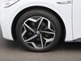 Volkswagen ID.3 First Plus 58 kWh | 204 PK | SoH...% | Automaat | Achteruitrijcamera |  Apple Carplay/Android Auto | Navigatie Full Map | Cruise Control Adaptief Met Stop&Go | Lichtmetalen Velgen 19" | Stuur Verwarming | Stoel Verwarming |