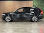Volvo XC90 T8 AWD Recharge Ultra Dark Luchtvering | Trekhaak | All Season Banden | 360 Camera | 455pk | Head-Up Display | Harman Kardon | Adaptieve Cruise Control | Stoelverwarming voor+achter | Stuurwielverwarming | Schuifdak | Full LED Meesturende koplampen | Pilot Assist | BLIS Dode Hoek Detectie | Alcantara hemelbekleding | Lederen zonnekleppen en handgrepen | Elektrische voorstoelen geheugen | Lederen bekleding | Zitting verlenging voorstoelen | Lederen dashboard | 20 Inch | Google Infotainment | Keyless Drive | Privacy Glass | Elektrisch bedienbare achterklep | Geïntegreerd kinderzitje achterin | Geïntegreerde zongordijnen achterportieren | Verlichte instaplijsten | 7-Persoons | 4-Zone Climate Control | DAB Radio | Apple Carplay/Android Auto | Alarm Klasse III | Draadloos telefoon opladen | Volvo On Call met mobiele App functie | Onyx Black Metallic |