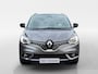 Renault Grand Scenic 160PK TCe EDC Initiale Paris 7p. Automaat | 7 Zitplaatsen | Trekhaak (1800 KG) | Panoramadak | Leder | Camera | Head Up Display | Apple CarPlay/Android Auto | Bose Audio | Lichtmetalen Velgen |