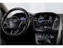 Ford Focus 1.0 Titanium 126 PK | Cruise | Voorruitverw. | PDC | NAV + App. Connect | ECC | Trekhaak | LM 17" |