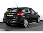 Ford Focus 1.0 Titanium 126 PK | Cruise | Voorruitverw. | PDC | NAV + App. Connect | ECC | Trekhaak | LM 17" |