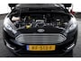 Ford Focus 1.0 Titanium 126 PK | Cruise | Voorruitverw. | PDC | NAV + App. Connect | ECC | Trekhaak | LM 17" |