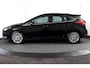 Ford Focus 1.0 Titanium 126 PK | Cruise | Voorruitverw. | PDC | NAV + App. Connect | ECC | Trekhaak | LM 17" |