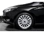 Ford Focus 1.0 Titanium 126 PK | Cruise | Voorruitverw. | PDC | NAV + App. Connect | ECC | Trekhaak | LM 17" |