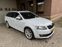 Skoda Octavia Combi 1.2 TSI xenon camera keyless carplay