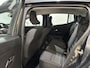 Dacia Sandero Stepway 90PK TCe Comfort | Trekhaak (1100 KG) | Navi | Climate Control | Apple CarPlay/Android Auto | Cruise Control | Armsteun | Licht & Regen Sensor | Full LED |
