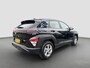 Hyundai Kona 1.6 GDI 141pk HEV Comfort | Camera | Draadloos carplay | Climate control | Adaptive cruise control | Keyless entry | Full Led koplampen | 16'' velgen | Parkeersensoren voor en achter