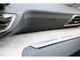 Peugeot 3008 1.6 plug-in Hybrid GT 300-pk - Panoramadak - 18 inch - Adaptive cruise control -Stoelverwarming - Zwart metallic