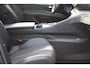 Peugeot 3008 1.6 plug-in Hybrid GT 300-pk - Panoramadak - 18 inch - Adaptive cruise control -Stoelverwarming - Zwart metallic