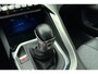 Peugeot 3008 1.2 PureTech Blue Lease Premium 130 PK | Handgeschakeld | Camera | Start/stop | Parkeersensor | Elektrisch bedienbare achterklep | Mirror Screen | 1e eigenaar