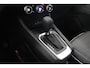 Renault Captur 1.3 160 Pk techno Automaat | Camera | Adaptieve Cruise control | Navigatie | Stuur en stoel verwarming | LED |