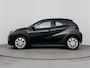 Toyota Aygo X 1.0 VVT-i MT Play Limited | Stoelverwarming | Allseason banden | Apple Carplay/Android auto |